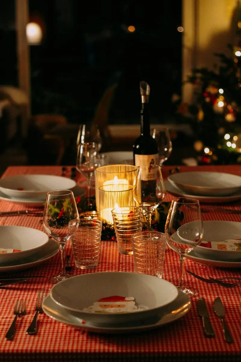 Une table de Noël aux chandelles